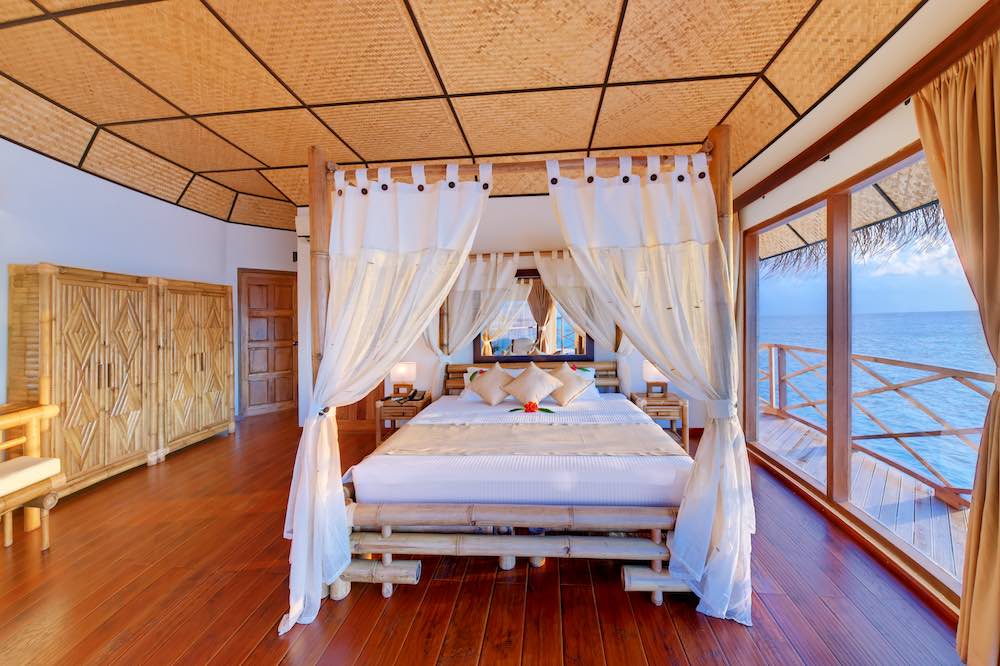 Superior Water Bungalow photo 6